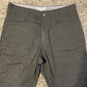 Men’s Levi shorts